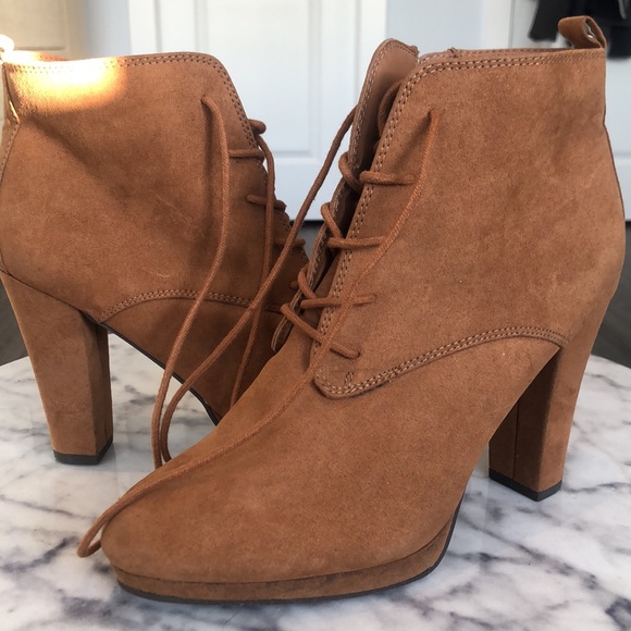 Brown boots, by Forever 21, worn once, great condition, US 8 - Picture 2 of 5